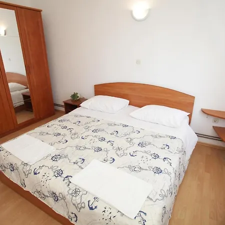 Apartments Kudelik Trogir