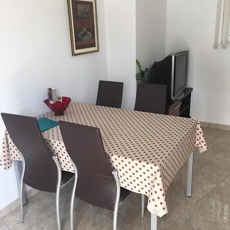 Apartments Kudelik Trogir
